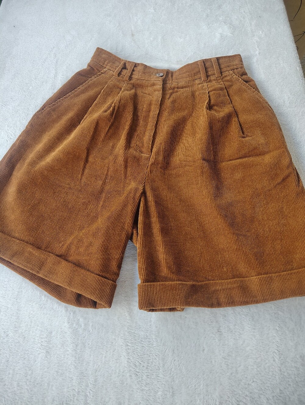 RAFAELLA Corduroy Bermuda Shorts in Rust